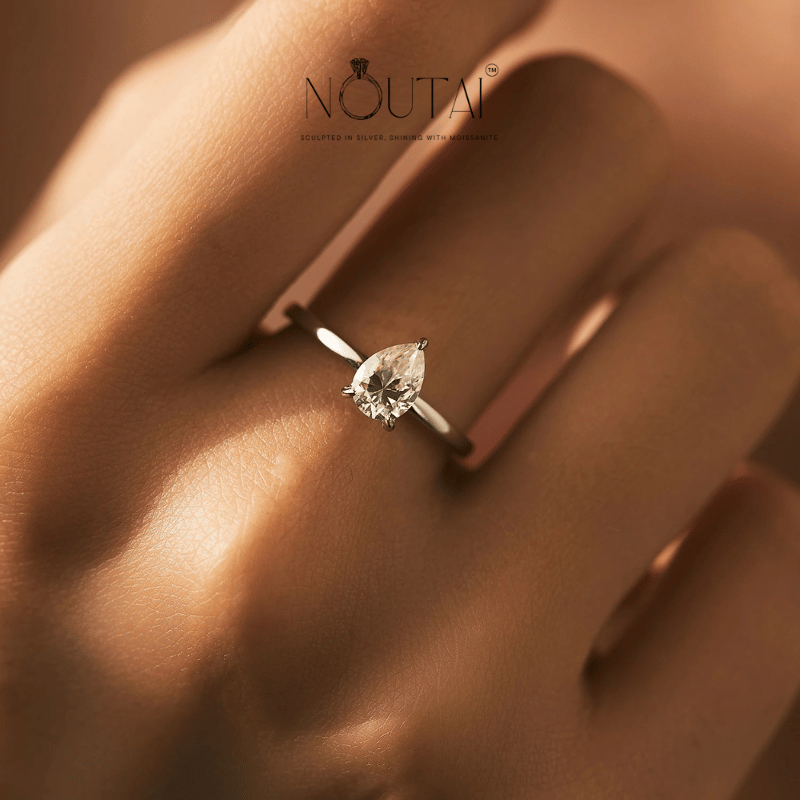 Noutai 0.8ct D Color Pear Cut Moissanite Ring – 925 Sterling Silver