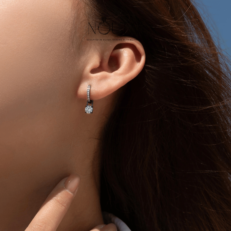 Noutai 0.5ct D Color Light Green Moissanite Hoop Earrings – 925 Sterling Silver