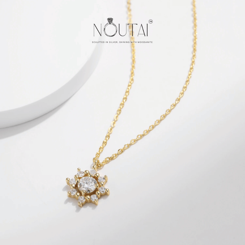 Noutai 0.5ct Moissanite Snowflake Necklace – 925 Sterling Silver