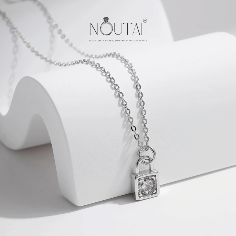 Noutai 0.5ct D Color Moissanite Lock Pendant Necklace – 925 Sterling Silver