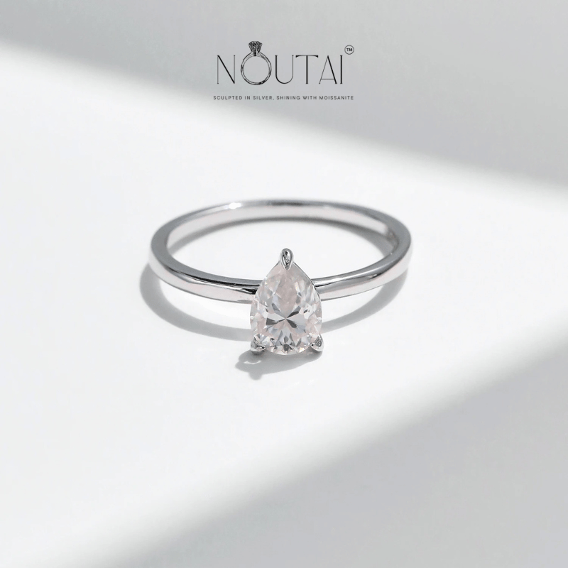 Noutai 0.8ct D Color Pear Cut Moissanite Ring – 925 Sterling Silver