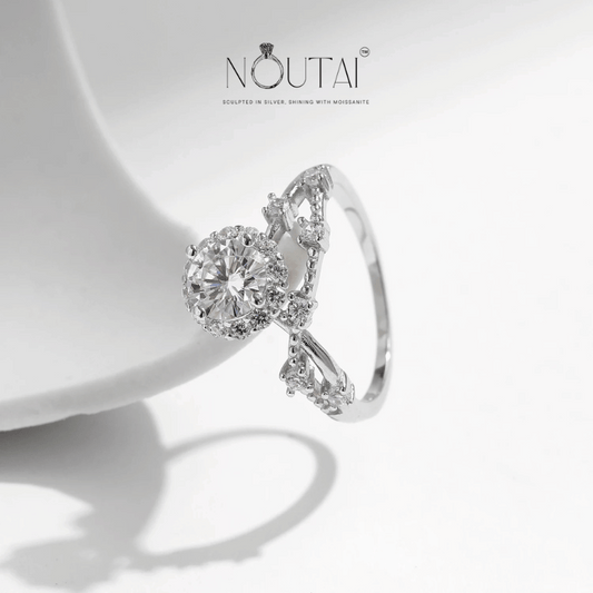Noutai 0.8ct Moissanite Halo Ring – 925 Sterling Silver