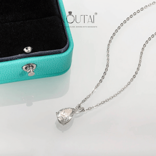 Noutai 2.5ct D Color Pear Cut Moissanite Pendant Necklace – 925 Sterling Silver