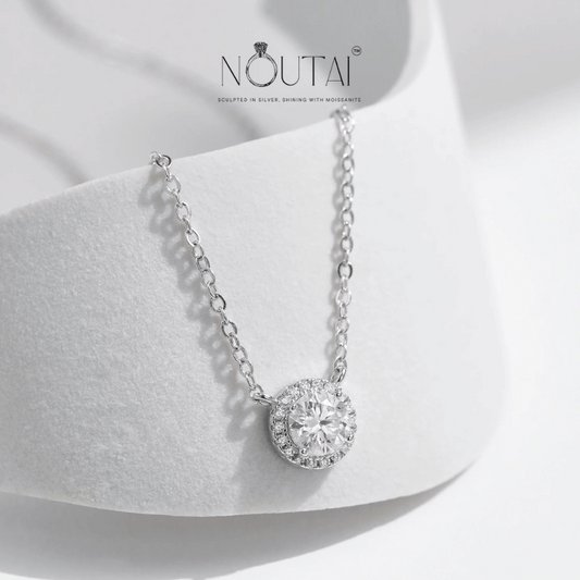 Noutai 0.8ct D Color Classic Halo Moissanite Pendant – 925 Sterling Silver