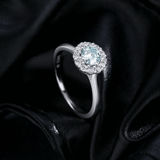 Noutai 0.5ct D Color Green Teal Moissanite Halo Ring – 925 Silver