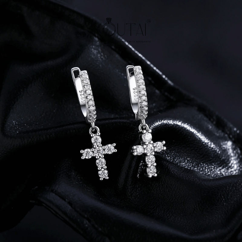 Noutai D Color VVS1 Moissanite Hoop Earrings – 925 Sterling Silver